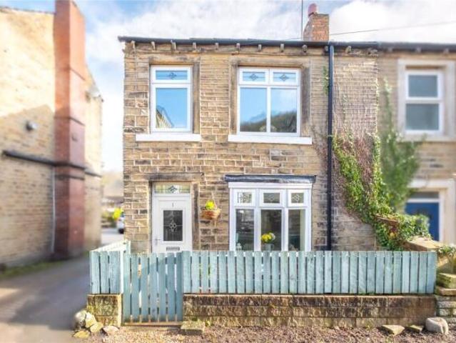Cottage for sale in Armitage Bridge, West Yorkshire