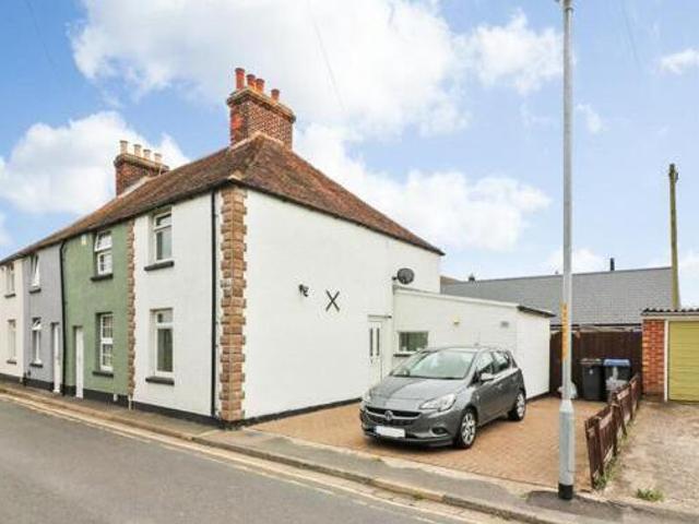 House for sale in Sandwich, Ash