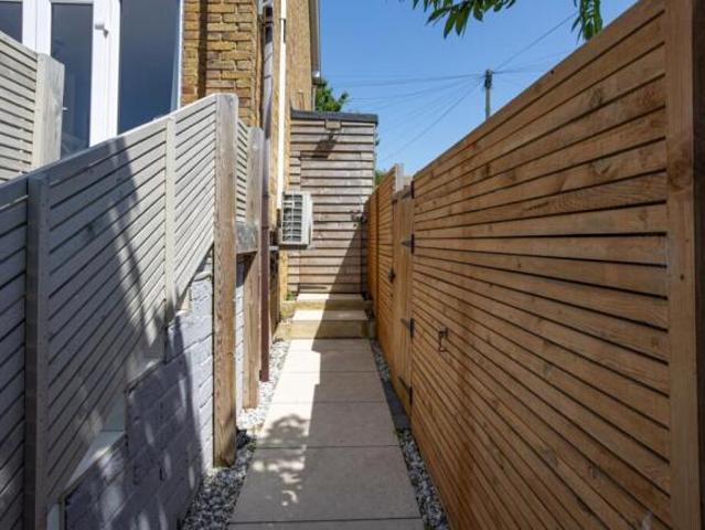 Cottage for sale in Margate, Thanet