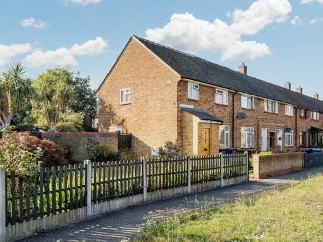 House for sale in South Ockendon, Essex