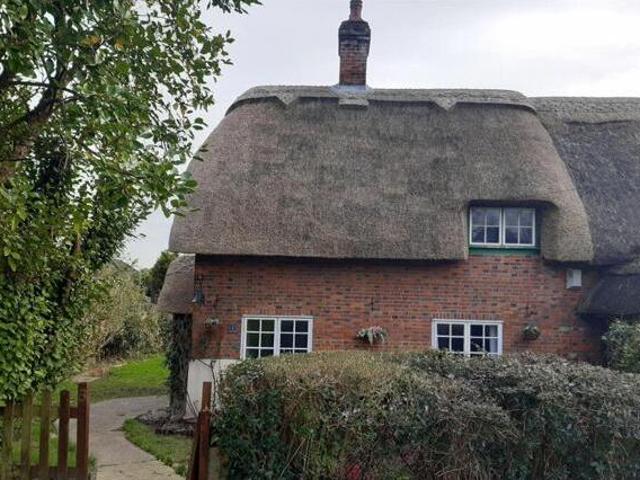 House for sale in Barton Stacey, Hampshire