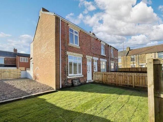 House for sale in Stanley