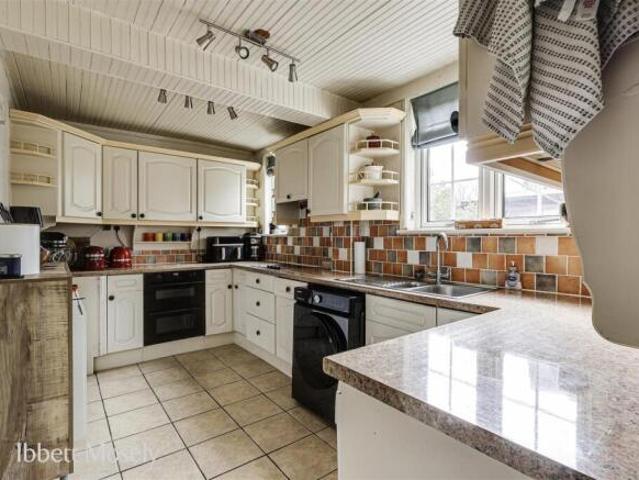 Cottage for sale in The Butts, Kent