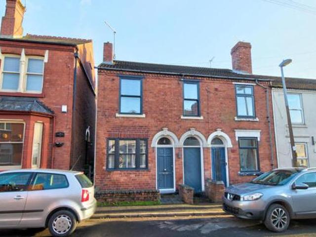 House for sale in Stourbridge, West Midlands
