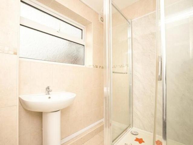 Cottage for sale in East Cliff, Acol