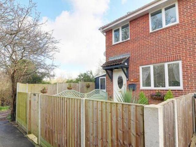 House for sale in Spring Vale, Hampshire