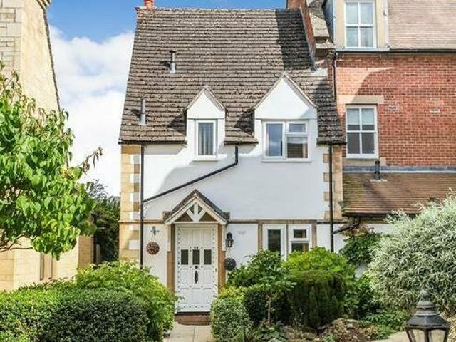 House for rent in Gloucestershire