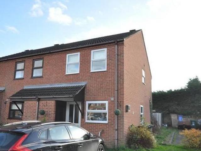 House for sale in Froggatt, East Midlands