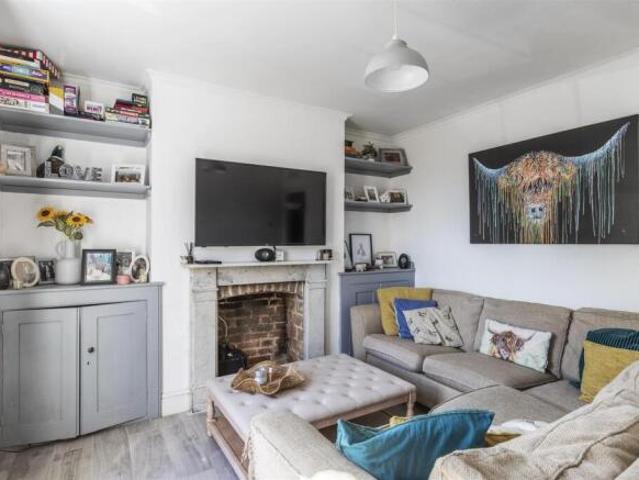 Cottage for sale in Oad Street, Kent