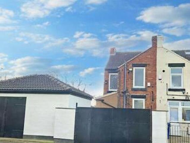 House for sale in Rostholme, Doncaster