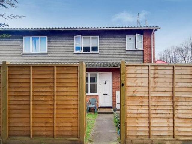 House for sale in Uxbridge, Greater London
