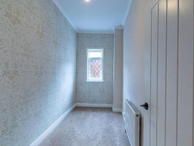 Cottage for sale in Drighlington, Adwalton