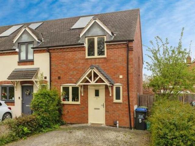 House for sale in Warwick, Warwickshire