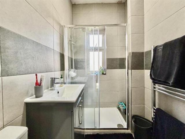 Cottage for sale in Queensbury, Bradford