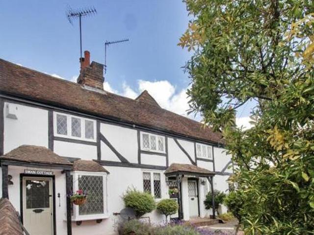 House for sale in The Butts, Kent