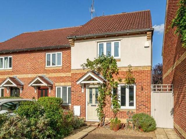 House for sale in Weybridge, Elmbridge