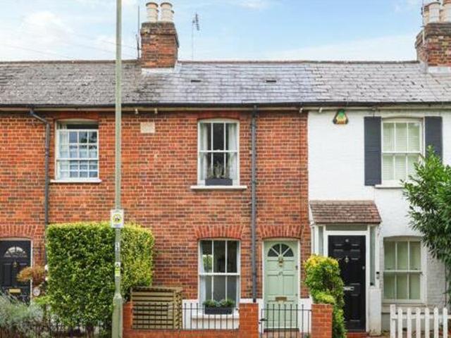 House for sale in Weybridge, Elmbridge