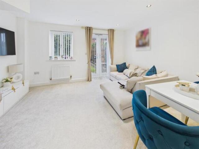 Cottage for sale in Hempsted, Gloucester