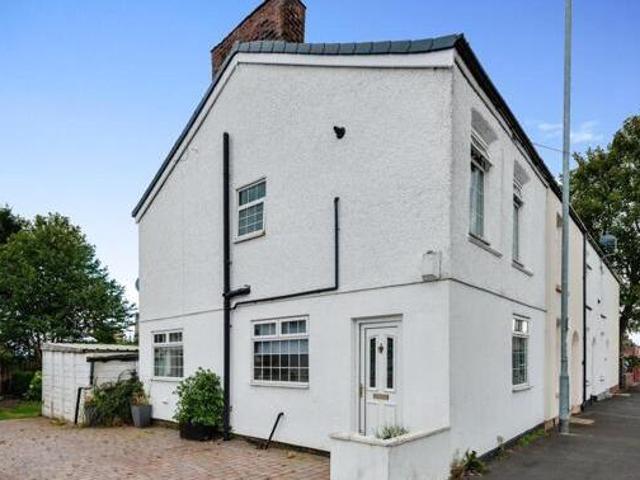 House for sale in Widnes