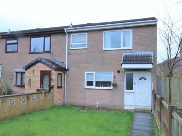 House for sale in Widnes, Cheshire