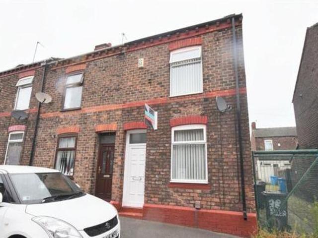 House for sale in Widnes