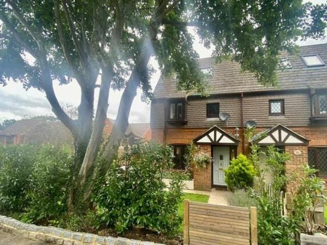 House for sale in Surrey, England