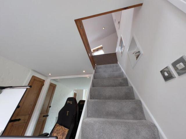 Cottage for sale in Mount Wise