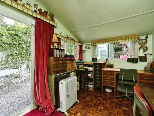Cottage for sale in Whitehawk, Brighton & Hove