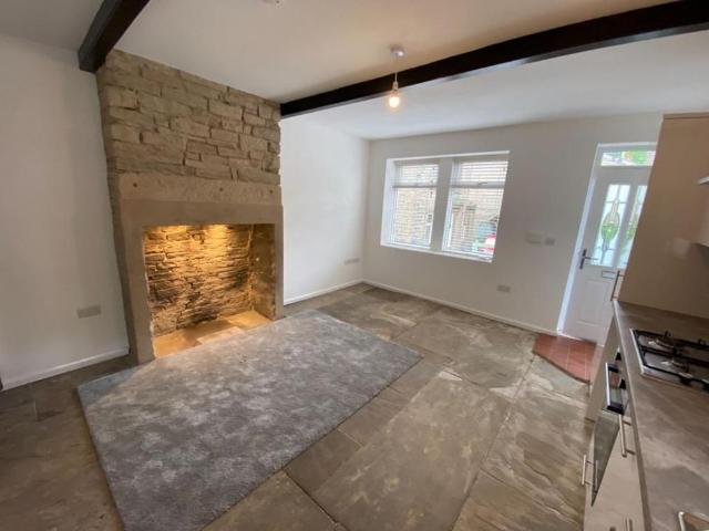 House for rent in Wellhouse, Golcar