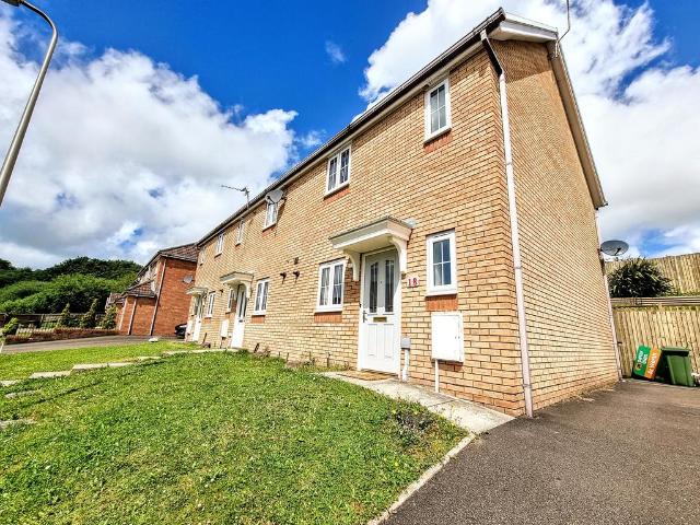 House for rent in Tonyrefail, Coedely