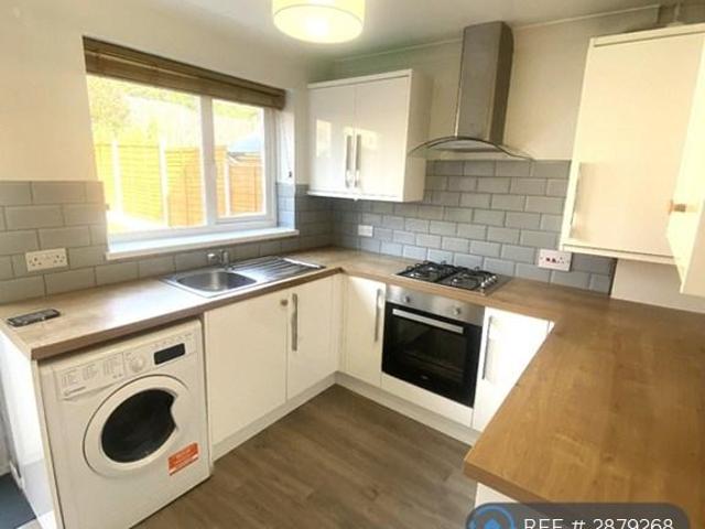 House for rent in Taffs Well, Wales