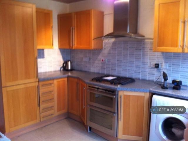House for rent in Orton Goldhay, Peterborough