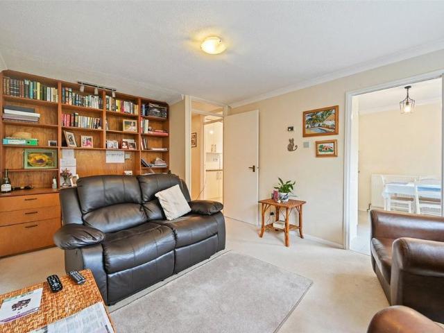 House for rent in Northwood, Greater London