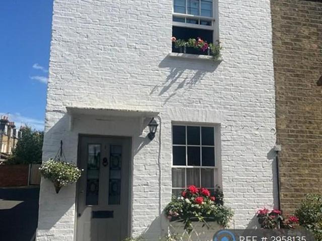 House for rent in St Margarets, Greater London