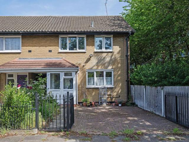 House for rent in St. George in the East, Stepney