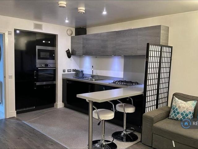 House for rent in Oatlands, Scotland