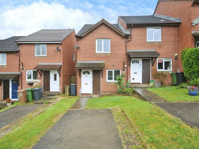 House for rent in Foxhayes, Watergate