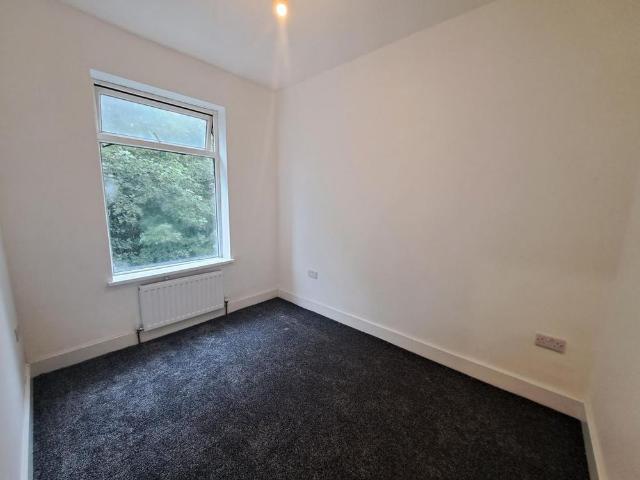 House for rent in Waterhead, Pendock