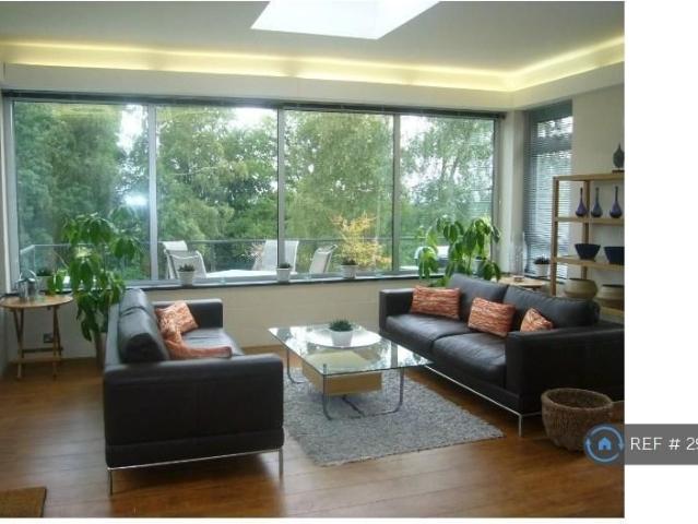 House for rent in Holywell, The Slade