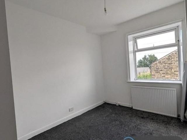 House for rent in Milnsbridge, West Yorkshire