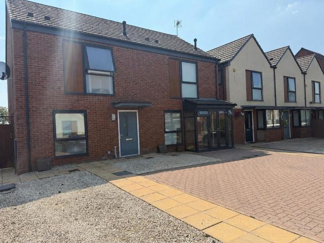 House for rent in Swan Village, Oldbury