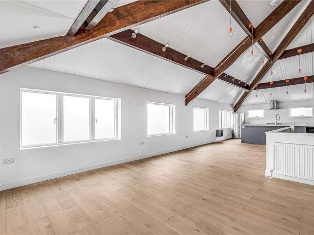 House for rent in London Borough of Merton, Merton Park