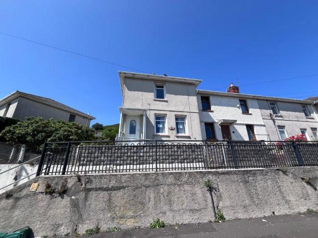 House for rent in Nangreaves, Wales