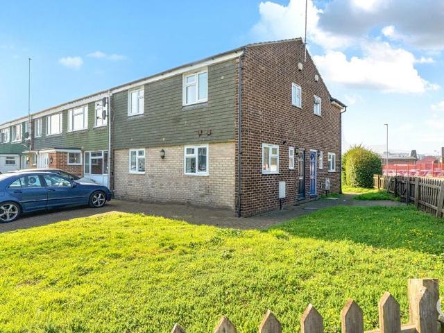 House for rent in Regent Quay, Oad Street