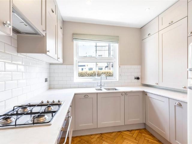 House for rent in Stockwell, Greater London