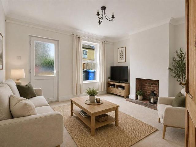 House for rent in Heigham Grove, East Bank