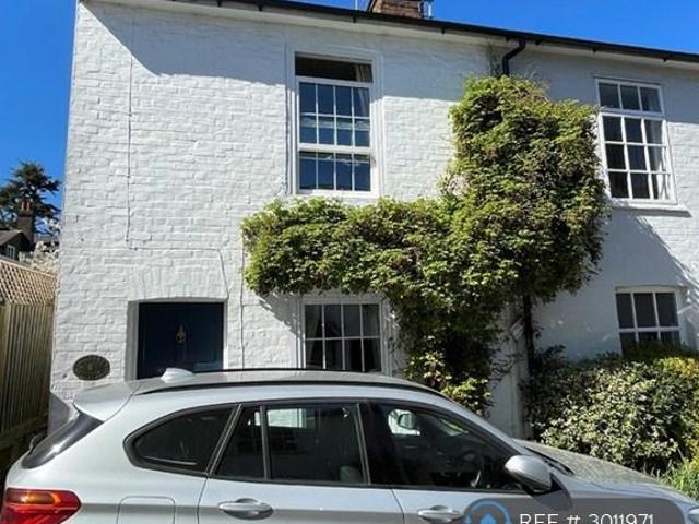 House for rent in Pouchen End, Hertfordshire