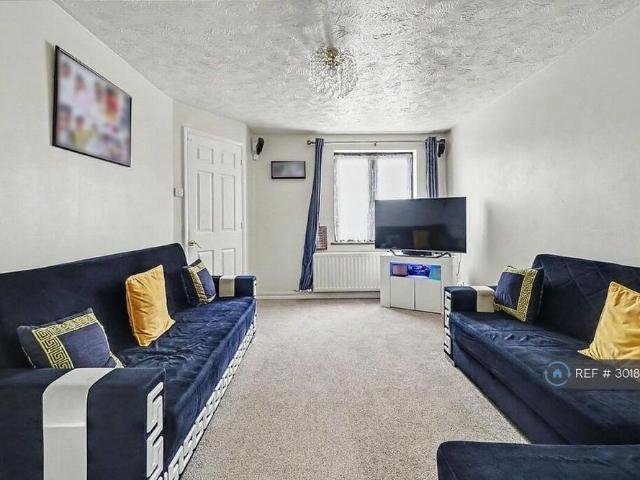 House for rent in Yeading, Greater London