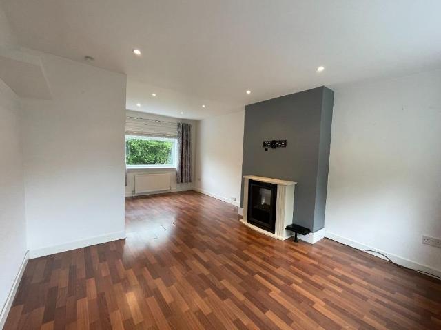 House for rent in Elderslie, Scotland