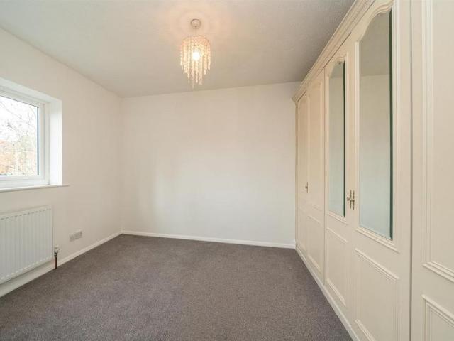 House for rent in Bourne End, Pouchen End